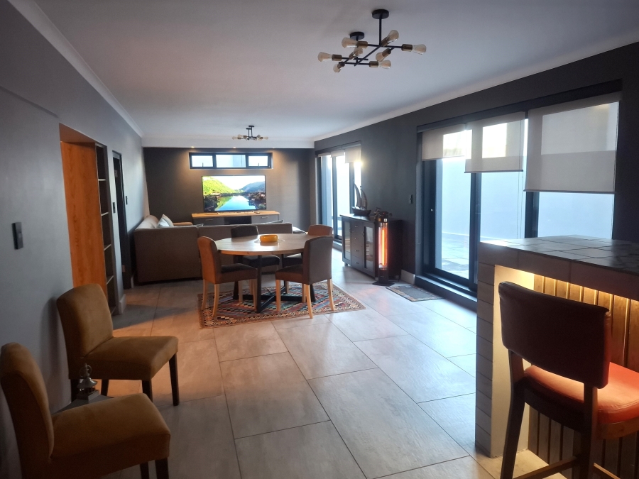 To Let 2 Bedroom Property for Rent in Bloubergstrand Western Cape